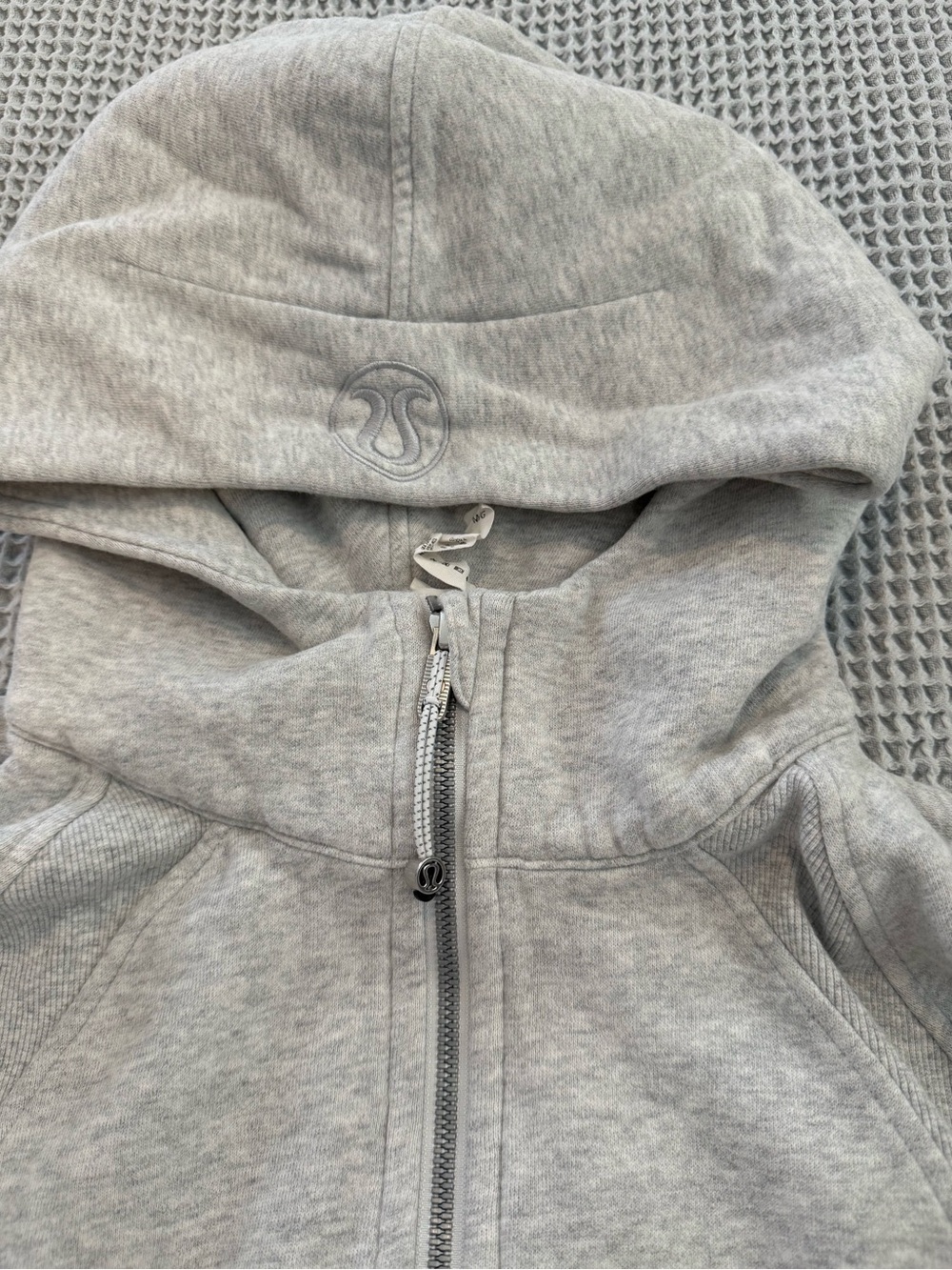 Lululemon scuba cropped hoodie- Heather Gray Half-Zip Hoodie - Picture 3 of 4
